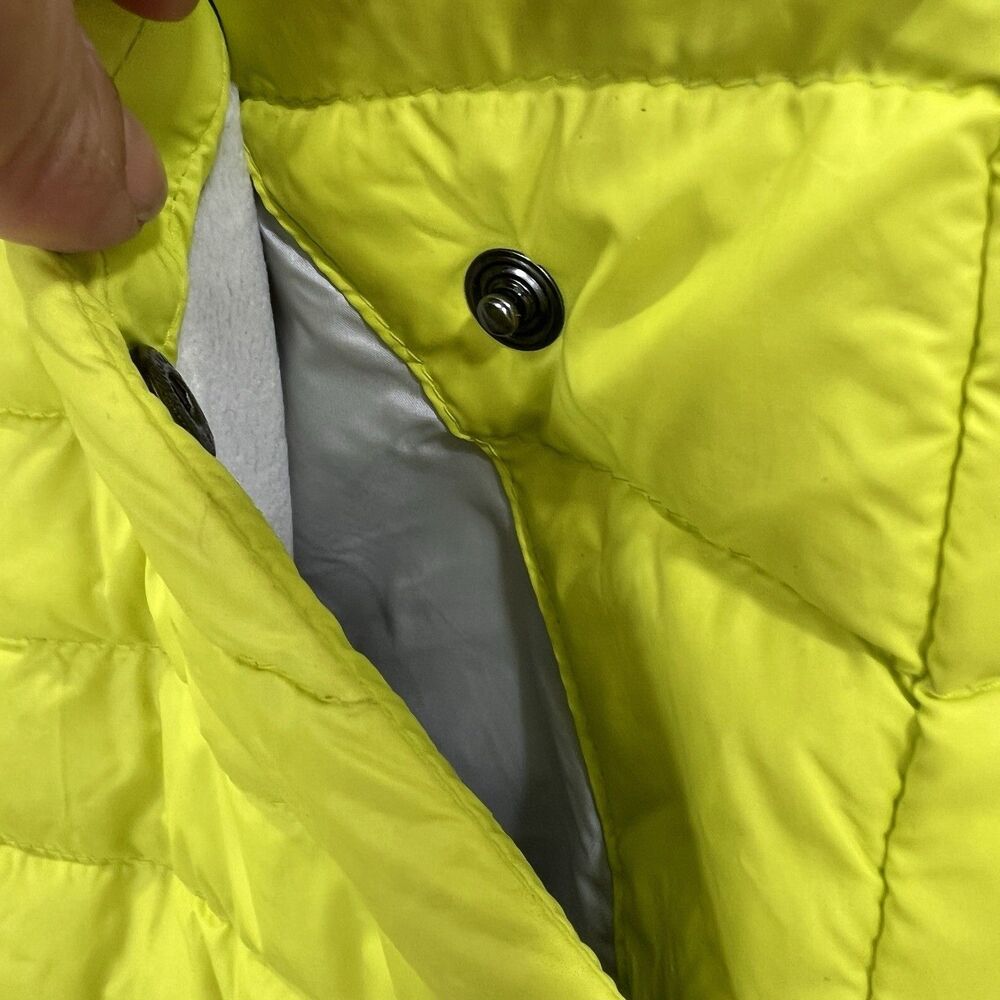 Mountain Hardwear Vest Q Shield 650 Down Puffer Womens S green Lightweight - Picture 7 of 16